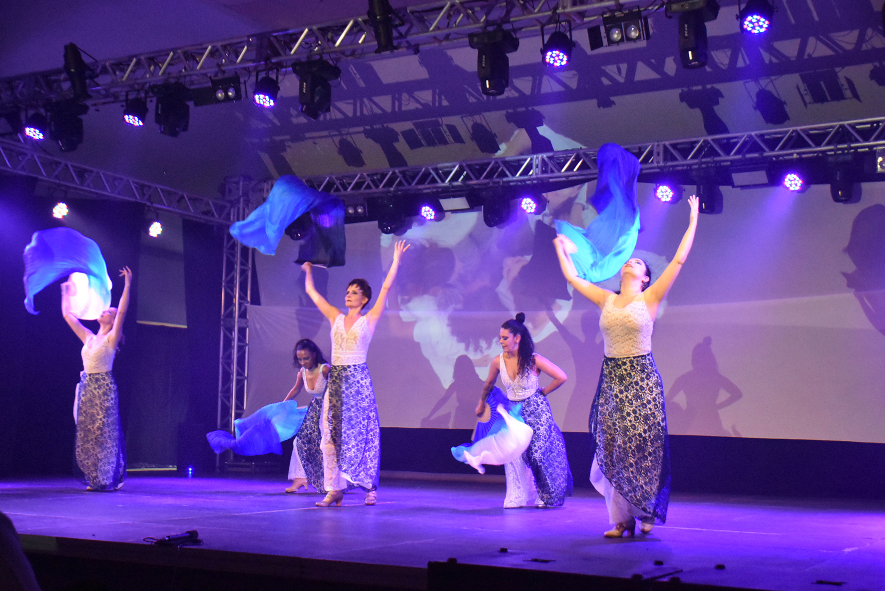 Festival de Dança de Erechim segue com apresentações,oficinas e palestra sobre políticas públicas culturais no RS